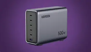 Head-to-Head: Ugreen Nexode 500W 6 Port Charger vs Samsung Galaxy Z Flip 7 (Detailed Comparison)